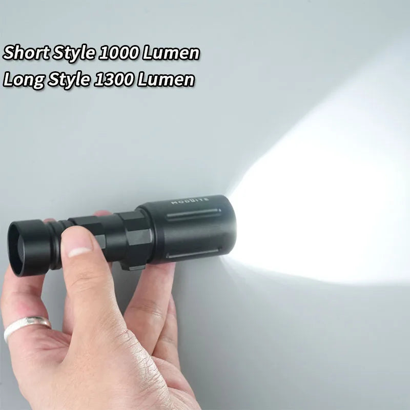 Plhv2 LED Flashlight 1000/1300 Lumens Tactical Scout Light Metal PlhV2 High Power White Light Lamp Foe M4 AR15 Airsoft Rail