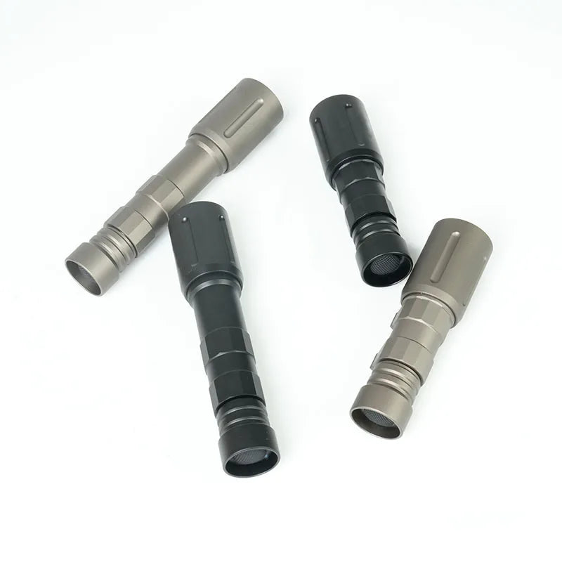 Plhv2 LED Flashlight 1000/1300 Lumens Tactical Scout Light Metal PlhV2 High Power White Light Lamp Foe M4 AR15 Airsoft Rail
