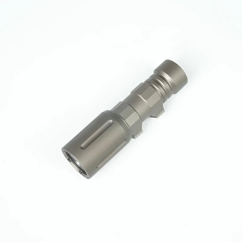 Plhv2 LED Flashlight 1000/1300 Lumens Tactical Scout Light Metal PlhV2 High Power White Light Lamp Foe M4 AR15 Airsoft Rail